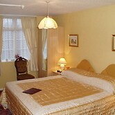 Coppers End Guest House