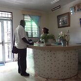 White Castle Hotel Mikindani