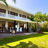 4BR Seafront Villa in Boscobel Direct Sea Access Coastal Living
