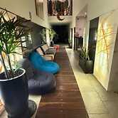Simple & Luxury