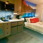 Near Airport, Hospital, Midtown, 58 TV - Apt 150
