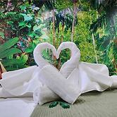 Zen Retreat-jacuzzi, Kitchenette, Walk to fun