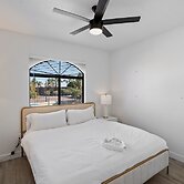 Upscale Stay w Heated Pool 8mins to ASU