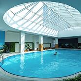 7th Floor Cozy Condo With Parking, Pool, Fitness !