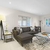 Modern Comfort 2-Bedroom, 2-Bathroom House