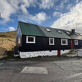 Válur Cozy Cottage