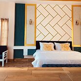 Fiona Luxury Resort
