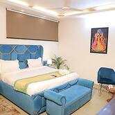 Fortune Home Service Apartment  D-198