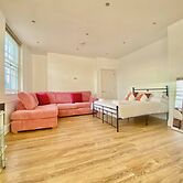 Essex Studio Retreat - Flat 4