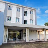 Townhouse Oak near Stasiun Purwosari for