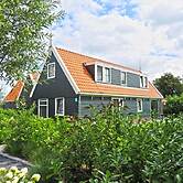 Alkmaar Cozy Dutch Villa
