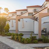 Row 7 Holiday Homes