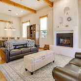 Luxe Desert Retreat w/ Mtn Views in Albuquerque!
