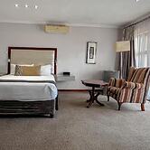 Golden Crystal Hotel