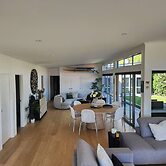 A Beautiful Beach Holiday Home in Pauanui