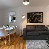 Stylish 2BR Serviced Apartment in Bedford Centre 4