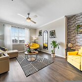 Spacious 3BR 2BA w Pool Gym Near Airport 4