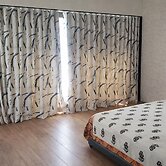Rosastays Kutch