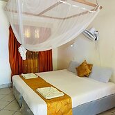 Qwetu Beach Resort Likoni