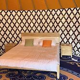 Recline Yurt