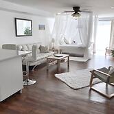 Romantic Studio Cottage