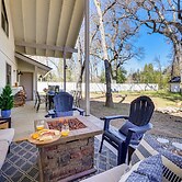 Creekside Nature Retreat Near Yosemite Natl Park!