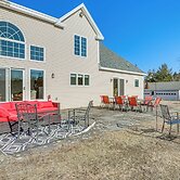 3 Mi to Acadia NP: Spacious Group Getaway!