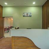 ELIVAAS 1BHK Pine View Resort