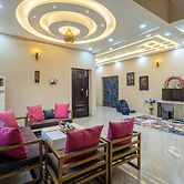 ELIVAAS Aarul Farm 4BHK Villa with Pool