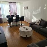 Apartment 70m2 With 3 Rooms in Danderyd