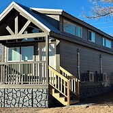 Cozy Tiny Home with Loft Sleeps 6