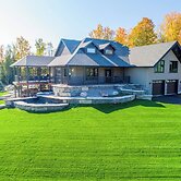 Devlok- Mystique Mansion 7 Br-sleep 16 Kawartha
