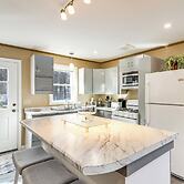 Waterfront Home w/ Access to Lake Anasagunticook!
