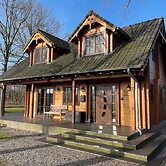 Villa With Sauna & Tub