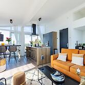 Penthouse With Beach View