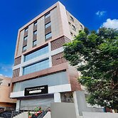 Deluxe With Twin Bed Vishnu Grand Premium Rooms