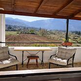 Villa Dorothy - Mountain View Retreat Polydrosos