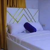 FourJ Hotel and Suites