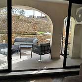 Luxury 3BR Escape - Pools and Gardens