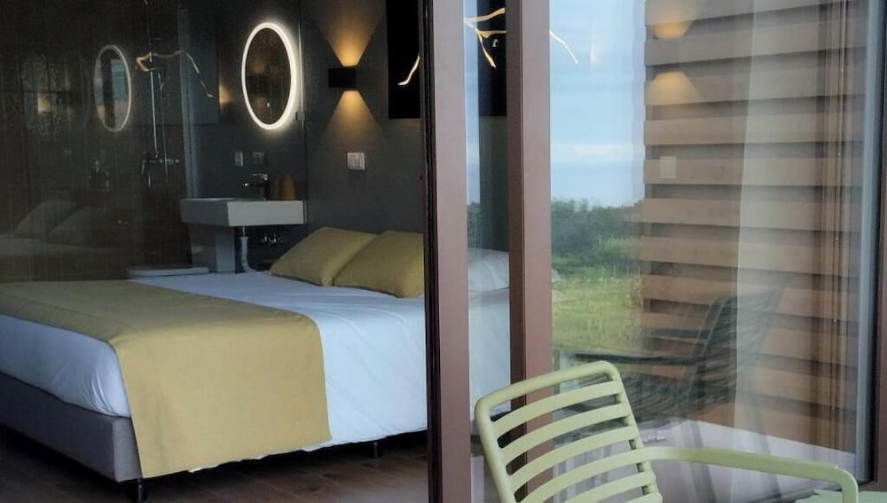 Refúgio dos Capelinhos Villa & Suites