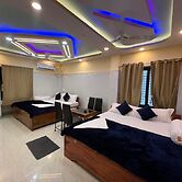 Hotel Raj