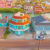 Channelfront - Remodeled - Pool - Boatslips