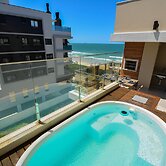 Duplex Vista Mar com Piscina Privativa
