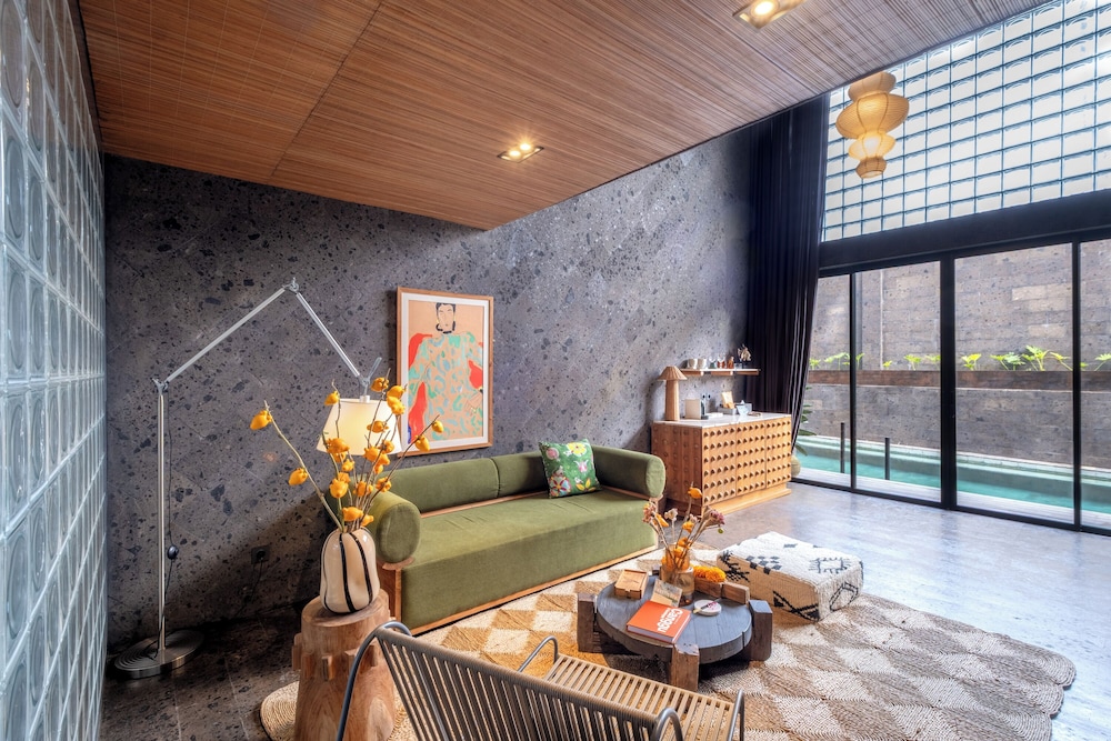 The Lima Ocean Suites Pererenan