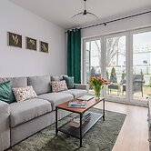 Lumina apartment with patio and parking