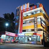Netrani Residency