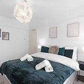 Spacious 4 Bed Semi-Detached Hse