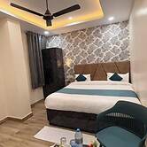 Hotel Raas Garden