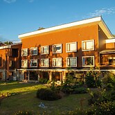 Cascadas Hotel