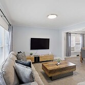 Niagara Adventure Basecamp Walk To The Falls 2 Bedroom Duplex